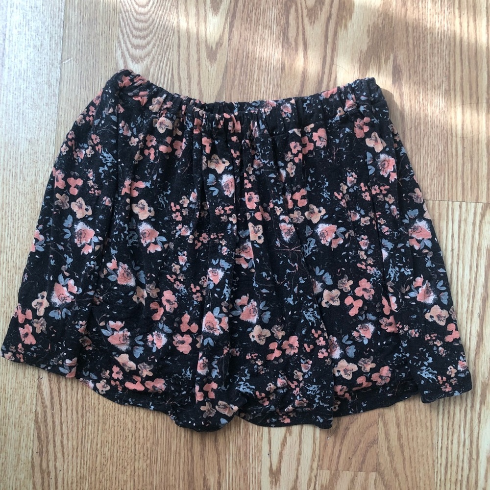 Brandy Melville Floral Skirt